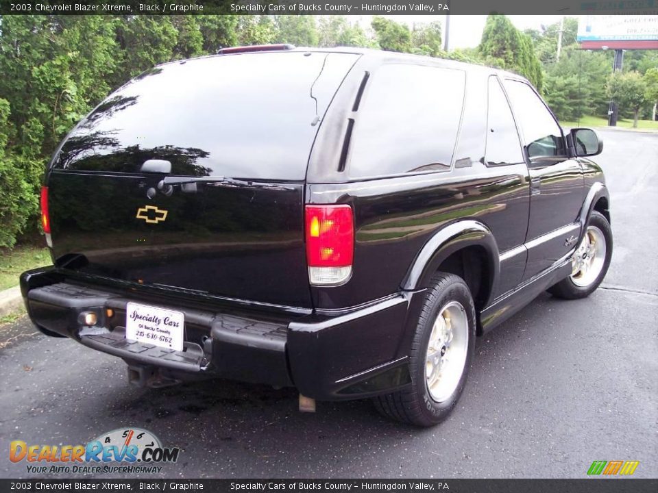 2003 Chevrolet Blazer Xtreme Black / Graphite Photo #17
