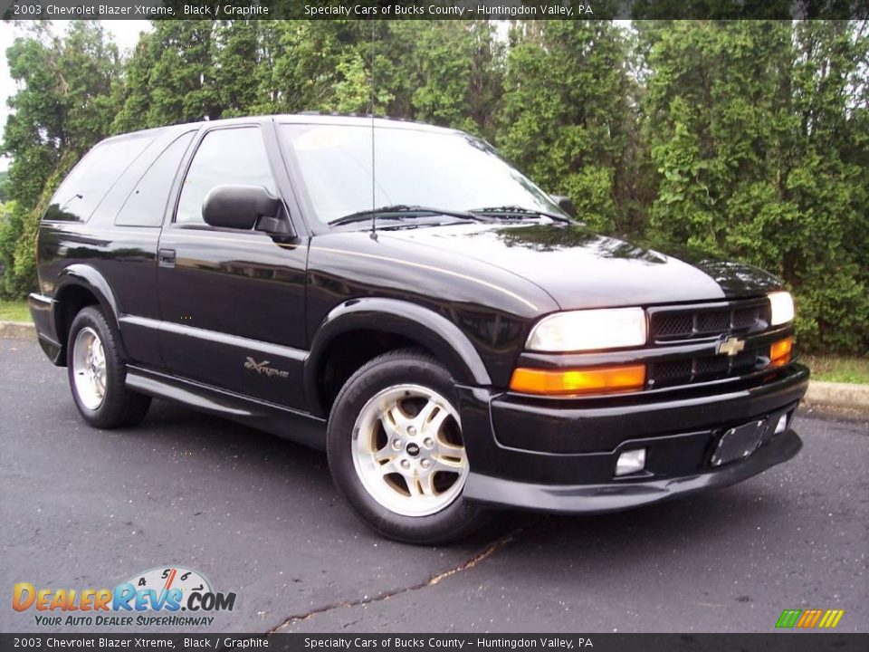 2003 Chevrolet Blazer Xtreme Black / Graphite Photo #22