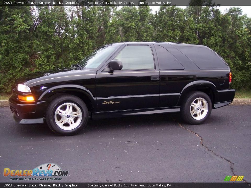 2003 Chevrolet Blazer Xtreme Black / Graphite Photo #23