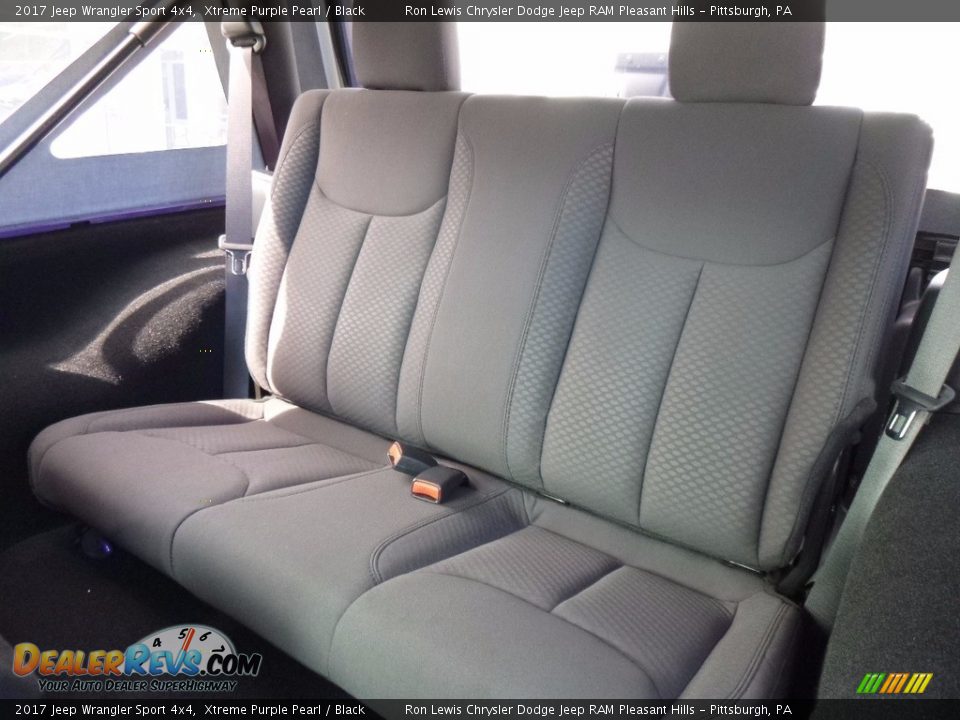 2017 Jeep Wrangler Sport 4x4 Xtreme Purple Pearl / Black Photo #12