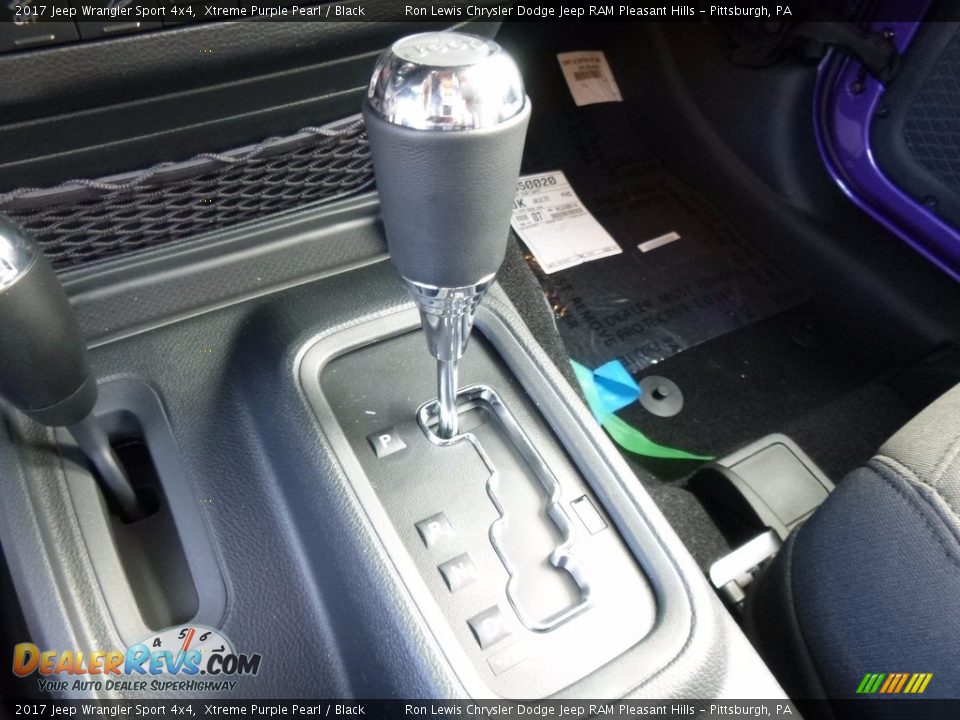 2017 Jeep Wrangler Sport 4x4 Xtreme Purple Pearl / Black Photo #17