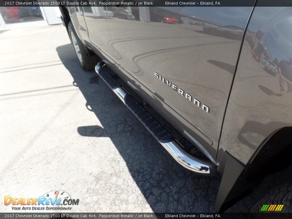 2017 Chevrolet Silverado 1500 LT Double Cab 4x4 Pepperdust Metallic / Jet Black Photo #10