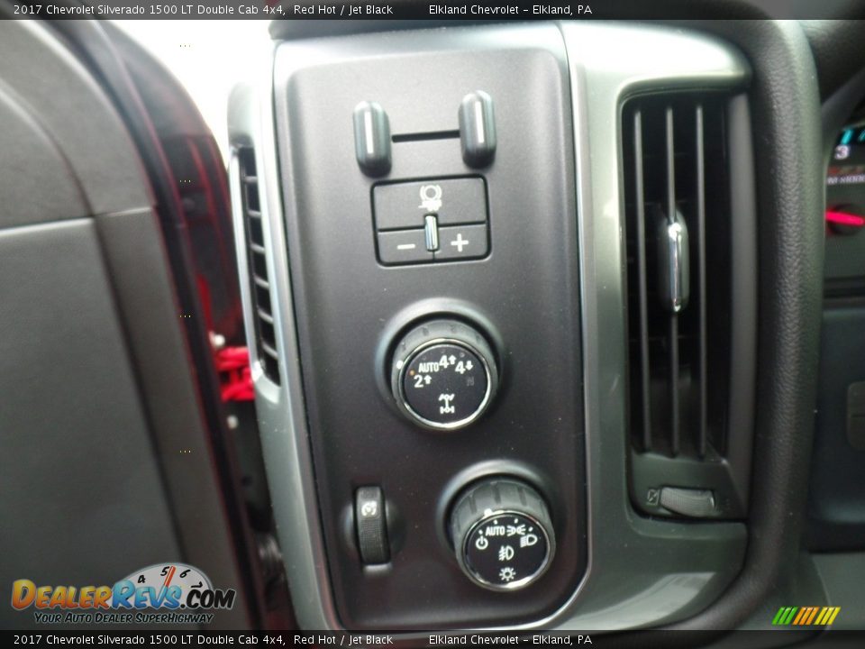 2017 Chevrolet Silverado 1500 LT Double Cab 4x4 Red Hot / Jet Black Photo #25