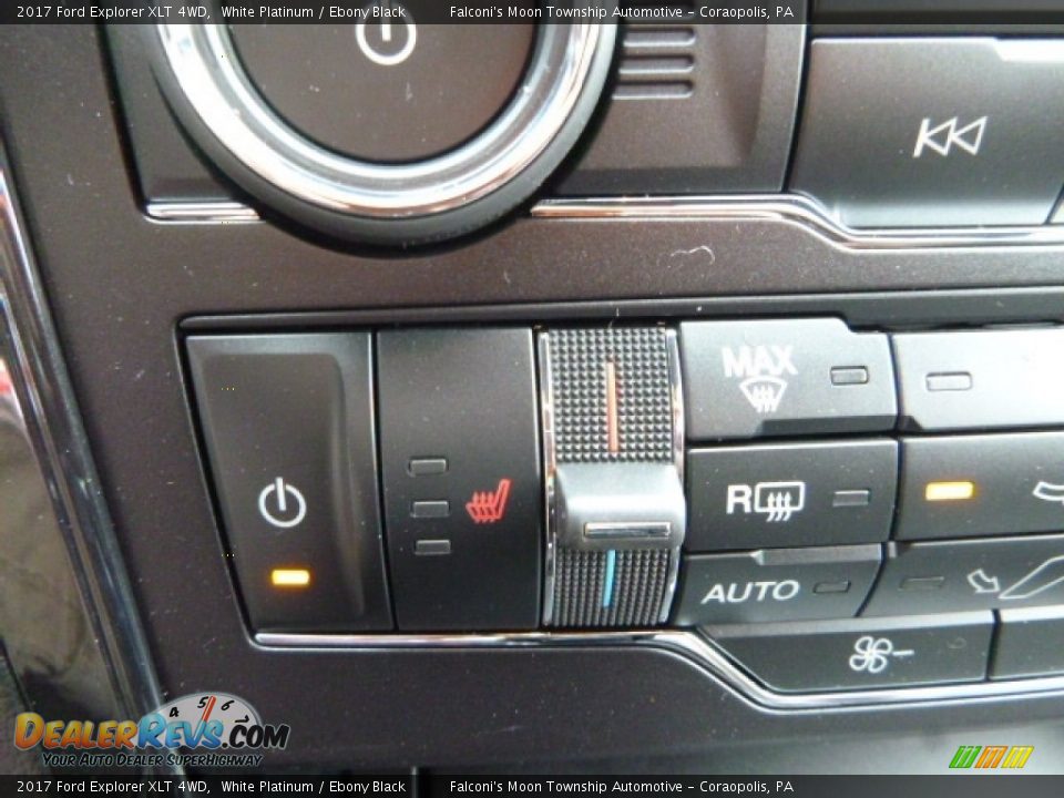 2017 Ford Explorer XLT 4WD White Platinum / Ebony Black Photo #13