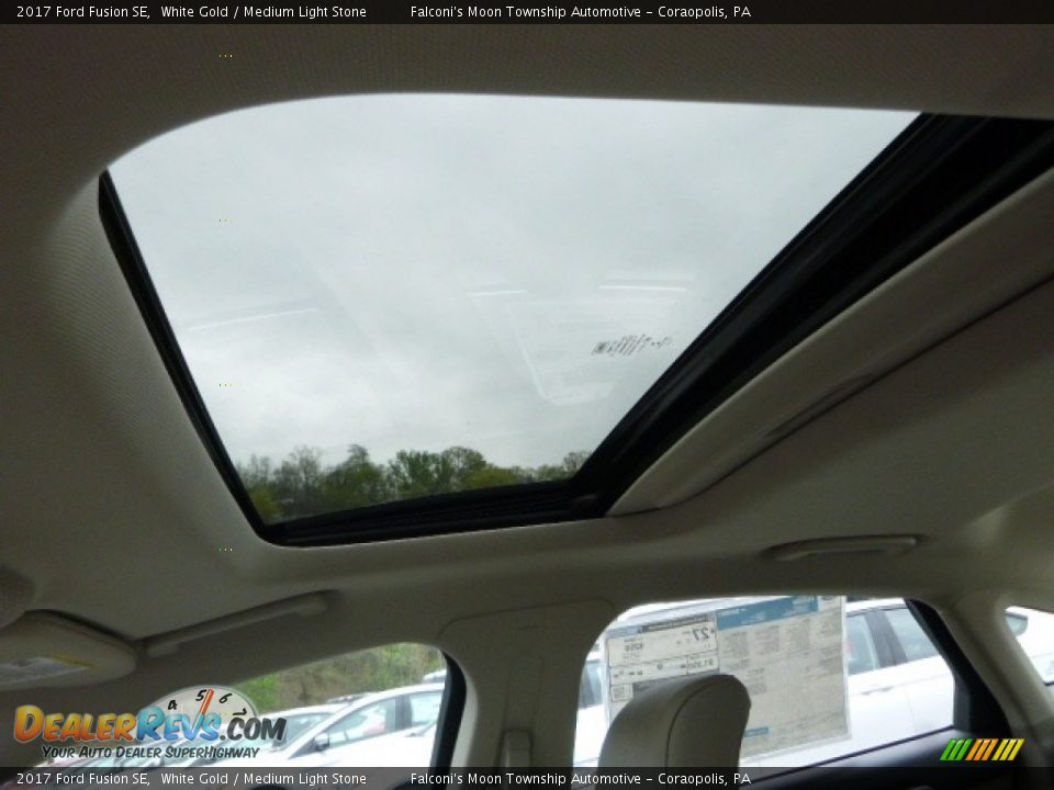2017 Ford Fusion SE White Gold / Medium Light Stone Photo #13