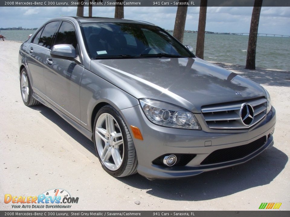 Front 3/4 View of 2008 Mercedes-Benz C 300 Luxury Photo #1