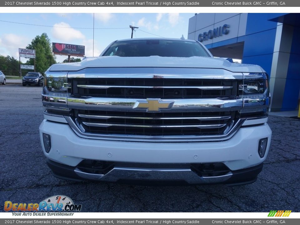 2017 Chevrolet Silverado 1500 High Country Crew Cab 4x4 Iridescent Pearl Tricoat / High Country Saddle Photo #2