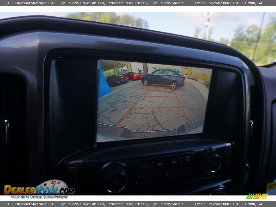 2017 Chevrolet Silverado 1500 High Country Crew Cab 4x4 Iridescent Pearl Tricoat / High Country Saddle Photo #16