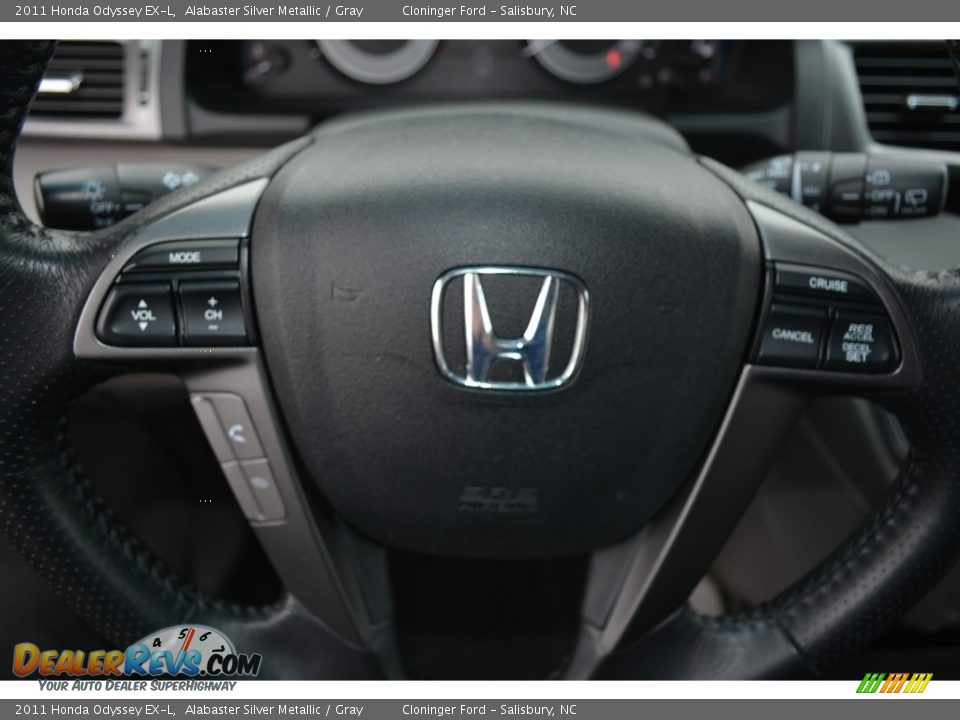 2011 Honda Odyssey EX-L Alabaster Silver Metallic / Gray Photo #24