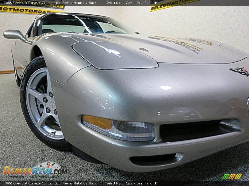 2000 Chevrolet Corvette Coupe Light Pewter Metallic / Black Photo #9