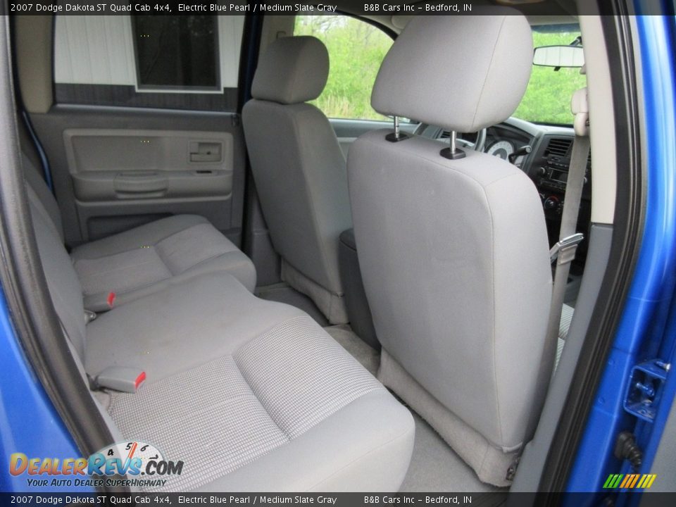 2007 Dodge Dakota ST Quad Cab 4x4 Electric Blue Pearl / Medium Slate Gray Photo #11