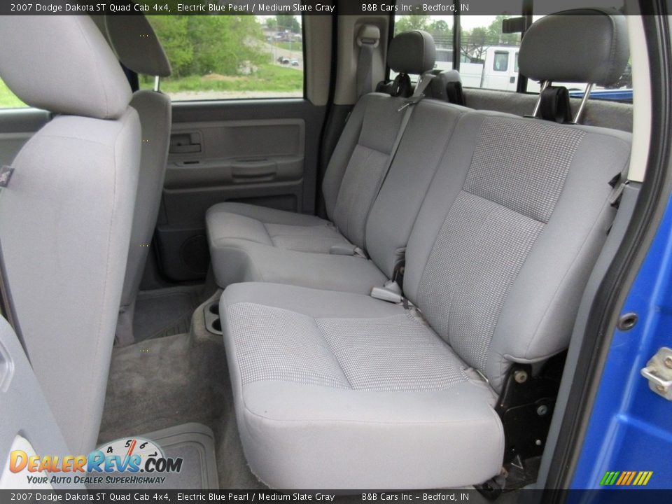 2007 Dodge Dakota ST Quad Cab 4x4 Electric Blue Pearl / Medium Slate Gray Photo #13