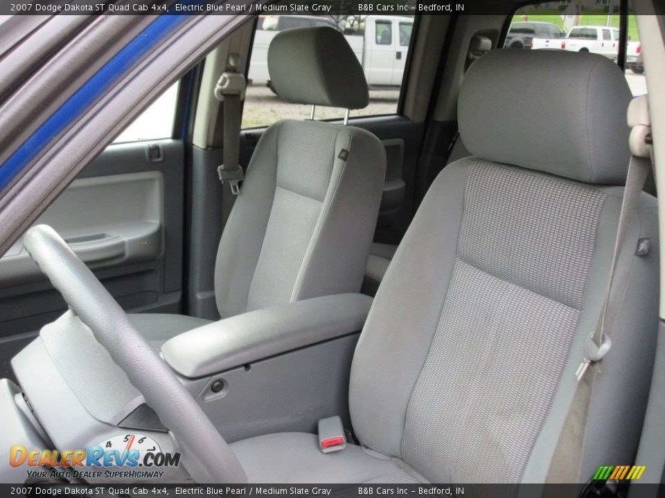 2007 Dodge Dakota ST Quad Cab 4x4 Electric Blue Pearl / Medium Slate Gray Photo #21