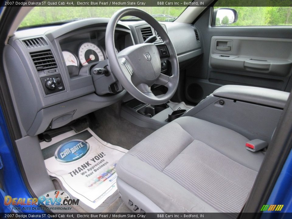 2007 Dodge Dakota ST Quad Cab 4x4 Electric Blue Pearl / Medium Slate Gray Photo #23