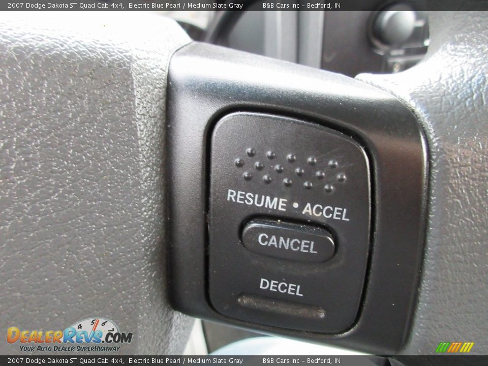 2007 Dodge Dakota ST Quad Cab 4x4 Electric Blue Pearl / Medium Slate Gray Photo #34