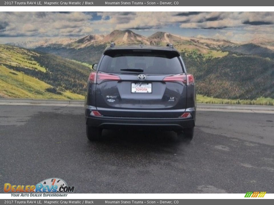 2017 Toyota RAV4 LE Magnetic Gray Metallic / Black Photo #4