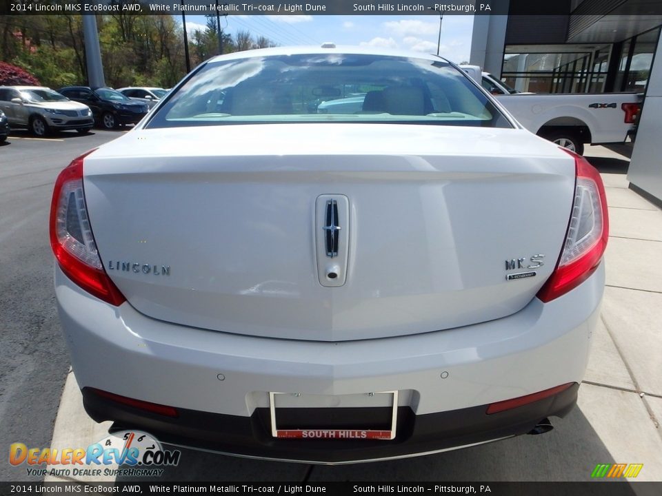 2014 Lincoln MKS EcoBoost AWD White Platinum Metallic Tri-coat / Light Dune Photo #4