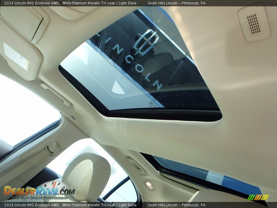 2014 Lincoln MKS EcoBoost AWD White Platinum Metallic Tri-coat / Light Dune Photo #20