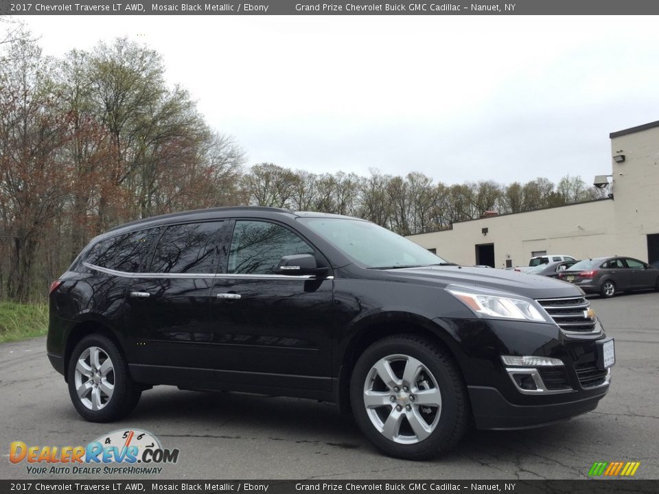 2017 Chevrolet Traverse LT AWD Mosaic Black Metallic / Ebony Photo #3