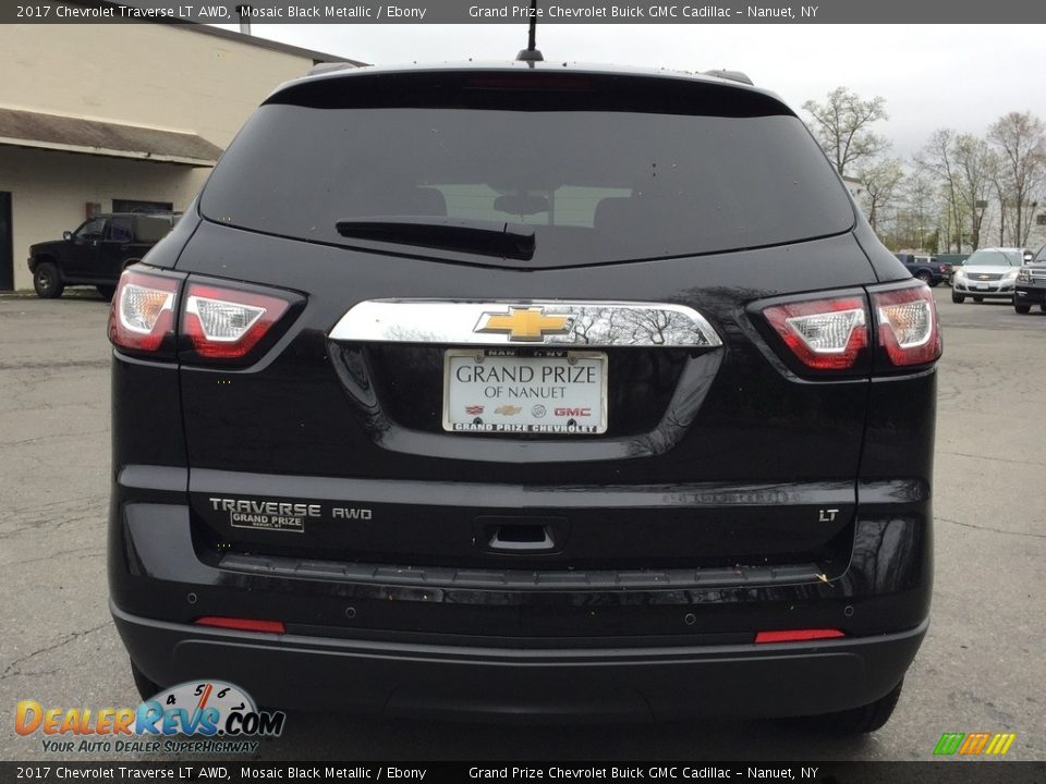 2017 Chevrolet Traverse LT AWD Mosaic Black Metallic / Ebony Photo #5