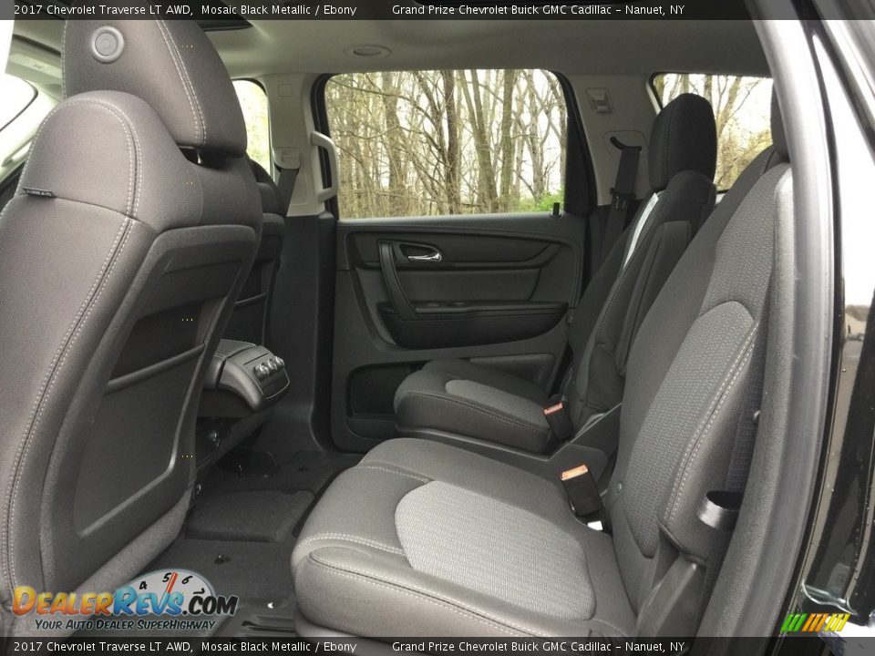 2017 Chevrolet Traverse LT AWD Mosaic Black Metallic / Ebony Photo #7