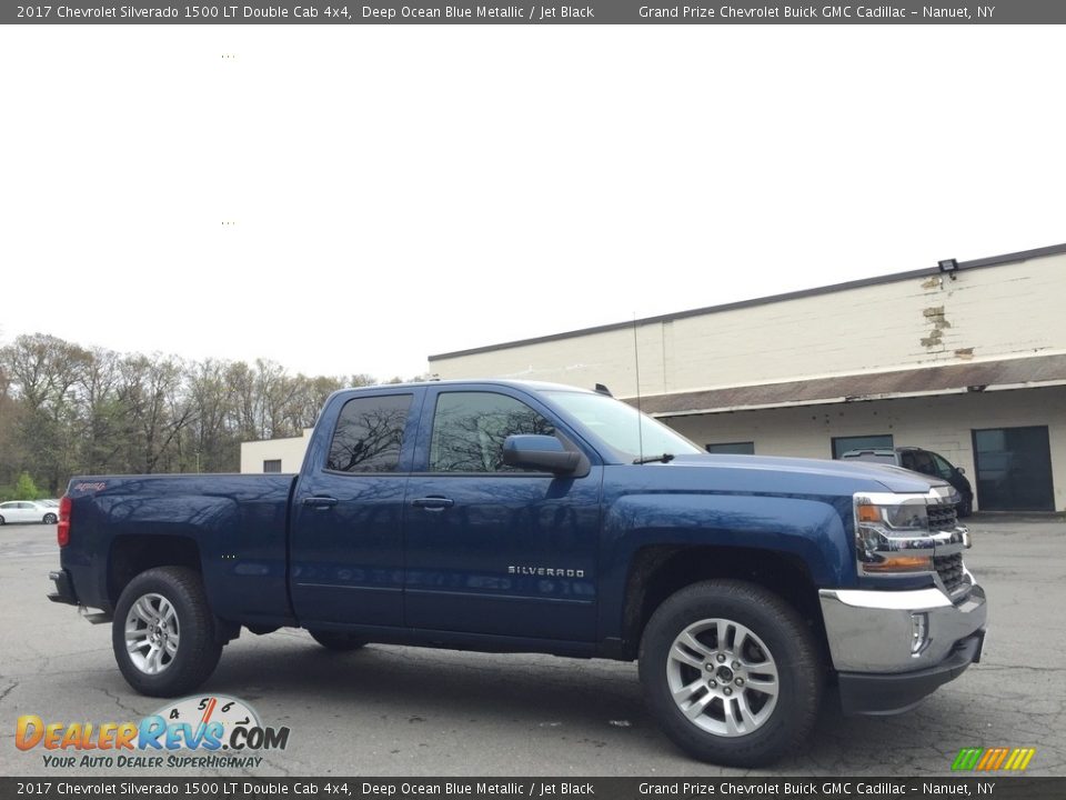 2017 Chevrolet Silverado 1500 LT Double Cab 4x4 Deep Ocean Blue Metallic / Jet Black Photo #3