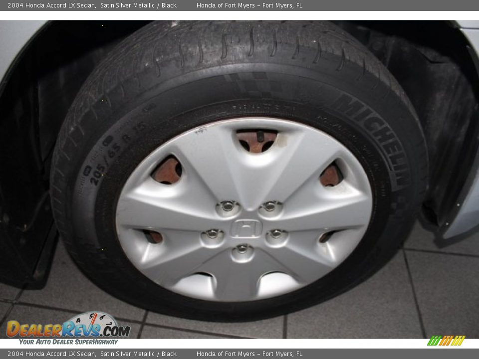 2004 Honda Accord LX Sedan Satin Silver Metallic / Black Photo #8