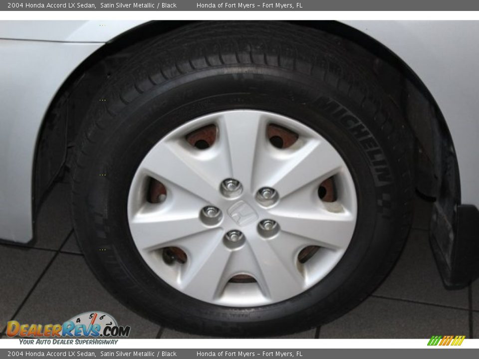2004 Honda Accord LX Sedan Satin Silver Metallic / Black Photo #9