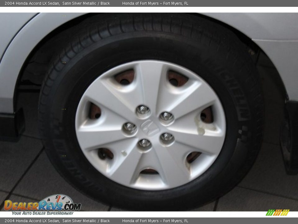 2004 Honda Accord LX Sedan Satin Silver Metallic / Black Photo #10