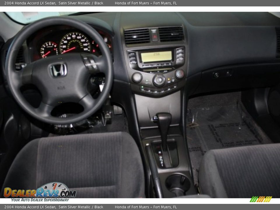 2004 Honda Accord LX Sedan Satin Silver Metallic / Black Photo #11