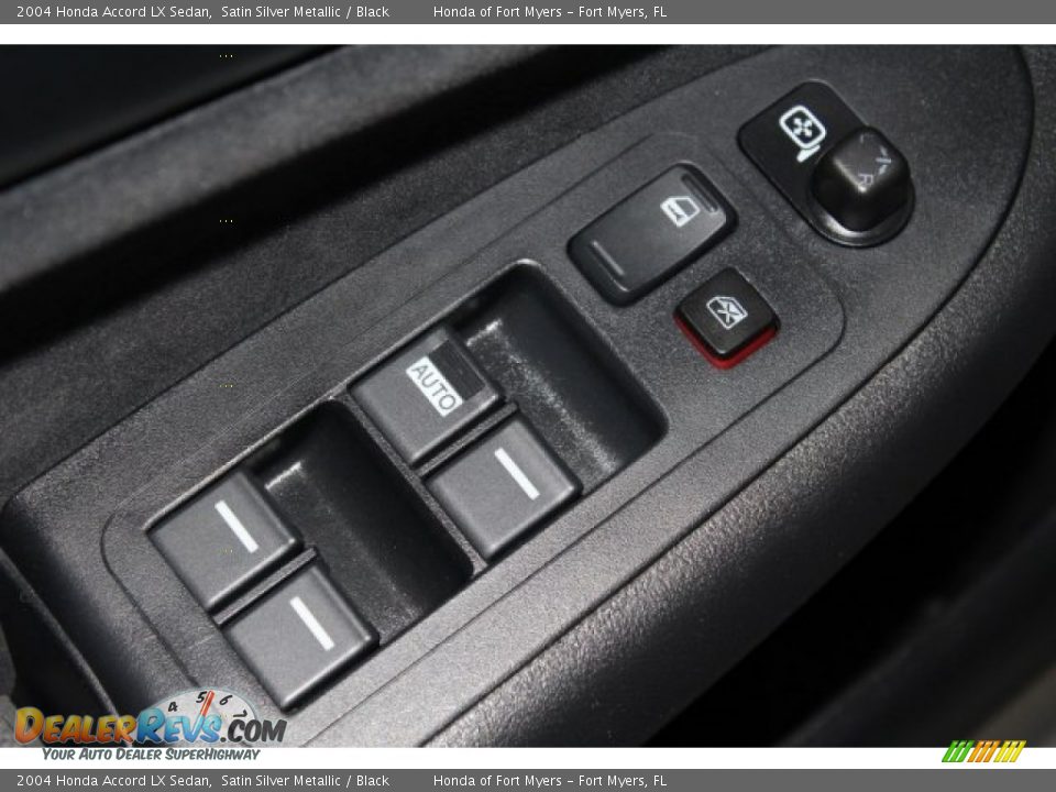 2004 Honda Accord LX Sedan Satin Silver Metallic / Black Photo #13