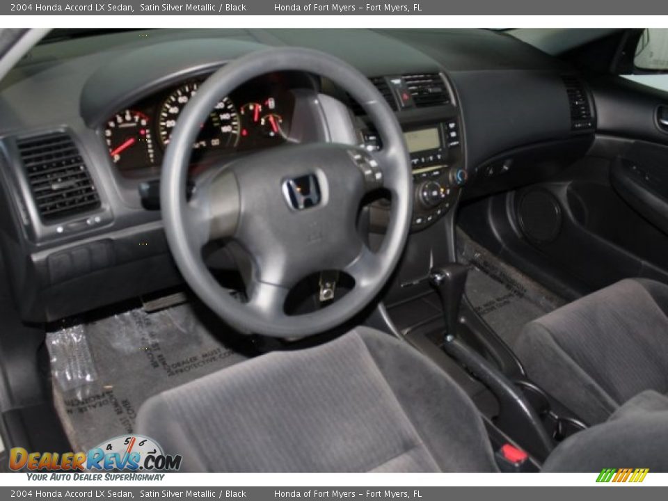 2004 Honda Accord LX Sedan Satin Silver Metallic / Black Photo #15