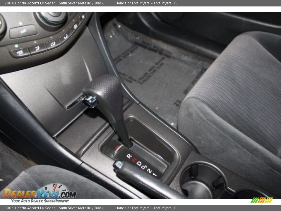 2004 Honda Accord LX Sedan Satin Silver Metallic / Black Photo #21
