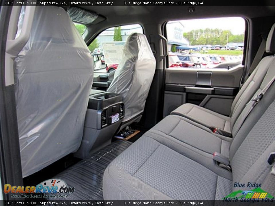 2017 Ford F150 XLT SuperCrew 4x4 Oxford White / Earth Gray Photo #32