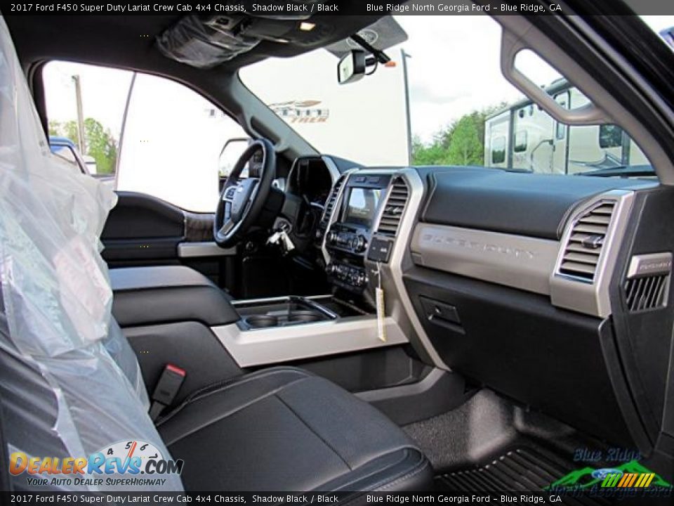 2017 Ford F450 Super Duty Lariat Crew Cab 4x4 Chassis Shadow Black / Black Photo #29
