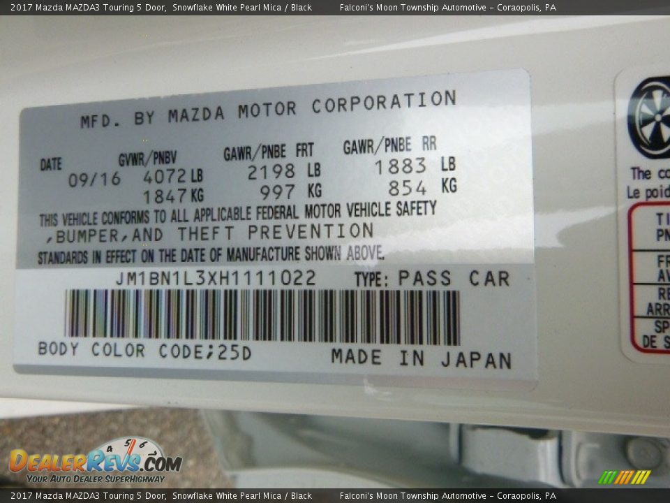 2017 Mazda MAZDA3 Touring 5 Door Snowflake White Pearl Mica / Black Photo #11