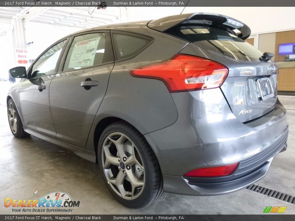 2017 Ford Focus ST Hatch Magnetic / Charcoal Black Photo #4