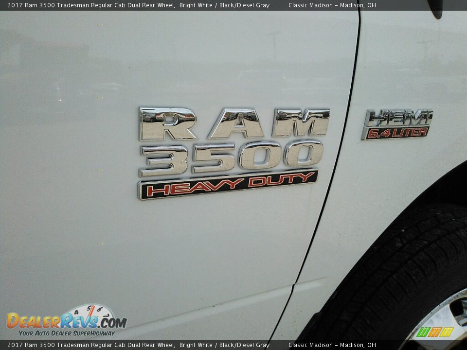 2017 Ram 3500 Tradesman Regular Cab Dual Rear Wheel Bright White / Black/Diesel Gray Photo #9