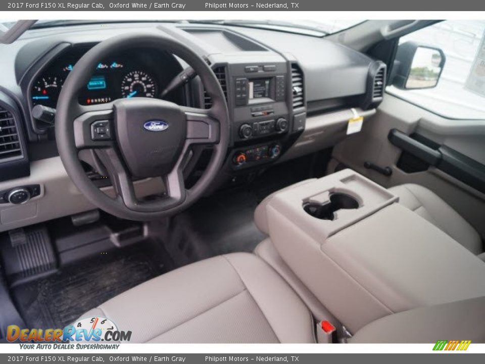 2017 Ford F150 XL Regular Cab Oxford White / Earth Gray Photo #7