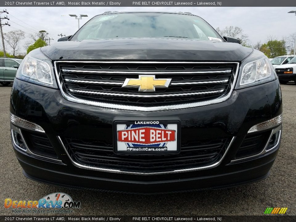 2017 Chevrolet Traverse LT AWD Mosaic Black Metallic / Ebony Photo #2