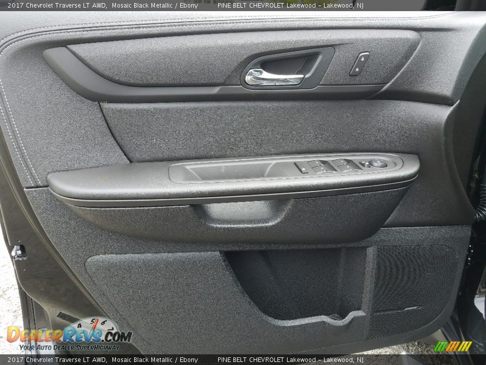 2017 Chevrolet Traverse LT AWD Mosaic Black Metallic / Ebony Photo #6