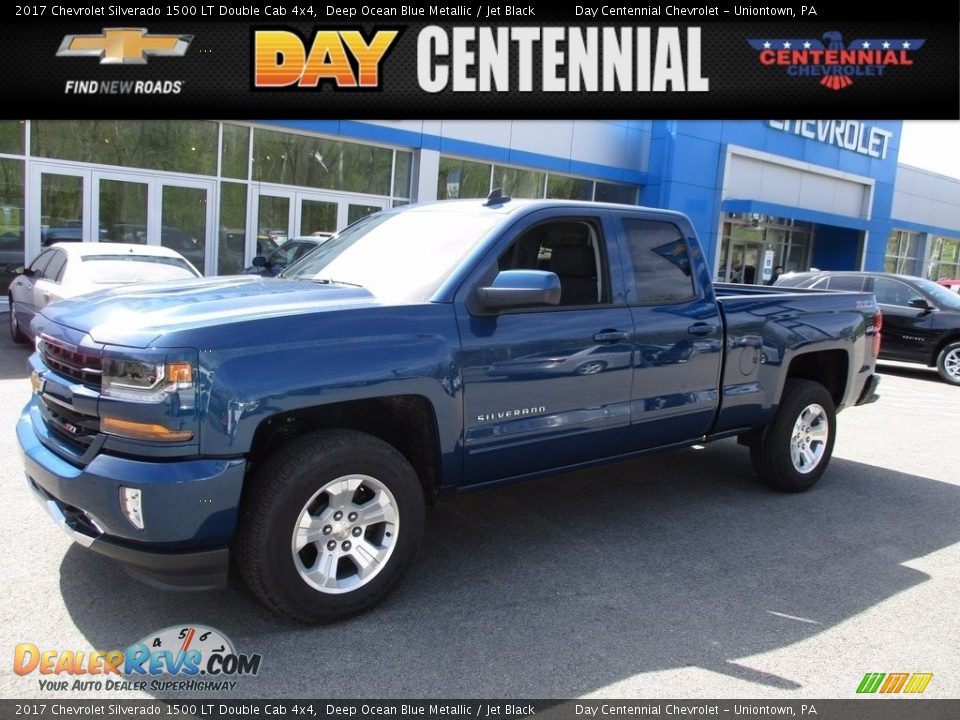 2017 Chevrolet Silverado 1500 LT Double Cab 4x4 Deep Ocean Blue Metallic / Jet Black Photo #1