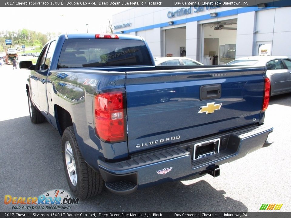 2017 Chevrolet Silverado 1500 LT Double Cab 4x4 Deep Ocean Blue Metallic / Jet Black Photo #4