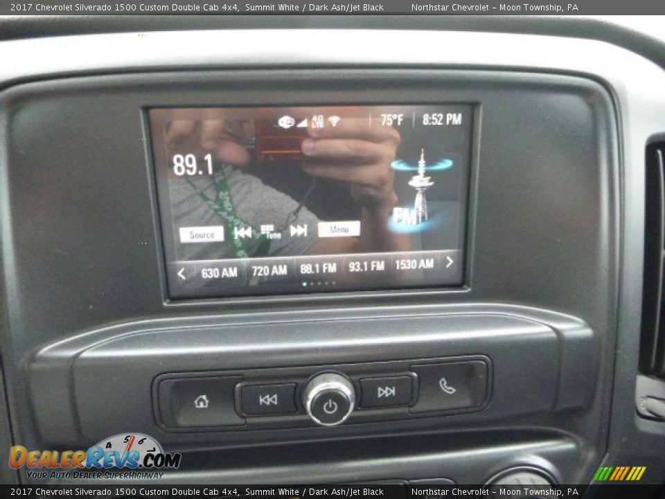 2017 Chevrolet Silverado 1500 Custom Double Cab 4x4 Summit White / Dark Ash/Jet Black Photo #18