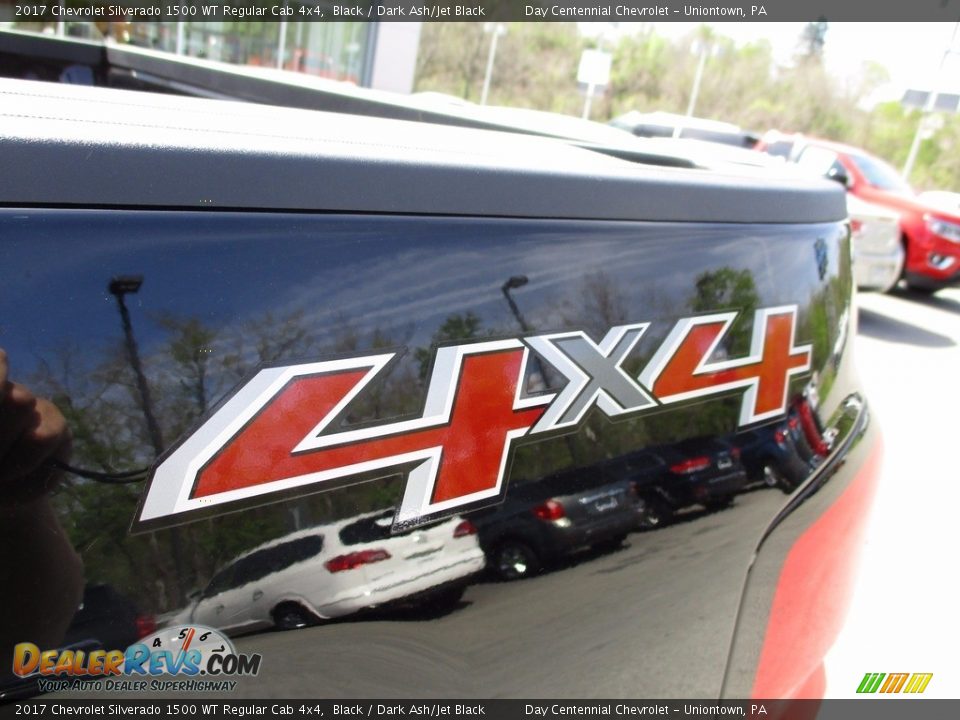 2017 Chevrolet Silverado 1500 WT Regular Cab 4x4 Black / Dark Ash/Jet Black Photo #4