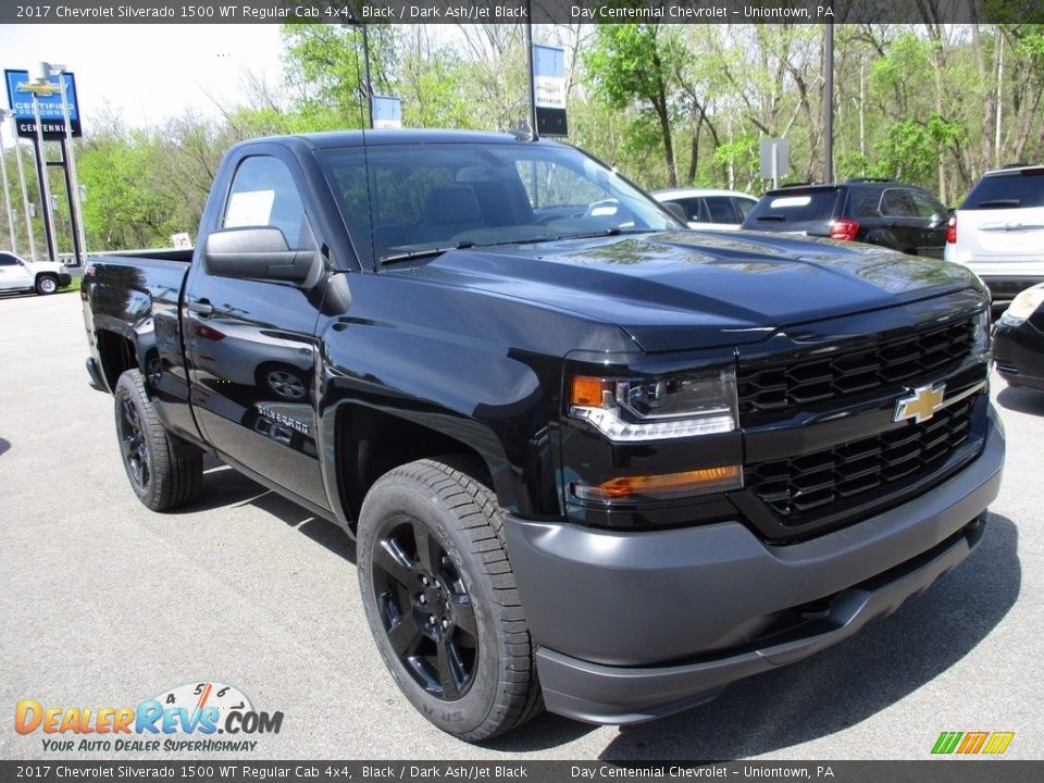 2017 Chevrolet Silverado 1500 WT Regular Cab 4x4 Black / Dark Ash/Jet Black Photo #10