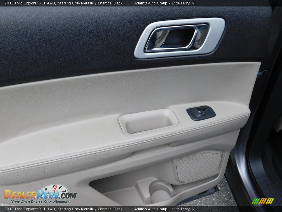 2013 Ford Explorer XLT 4WD Sterling Gray Metallic / Charcoal Black Photo #35