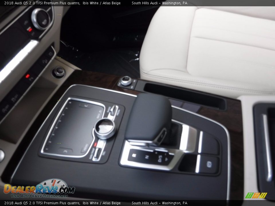 2018 Audi Q5 2.0 TFSI Premium Plus quattro Shifter Photo #25