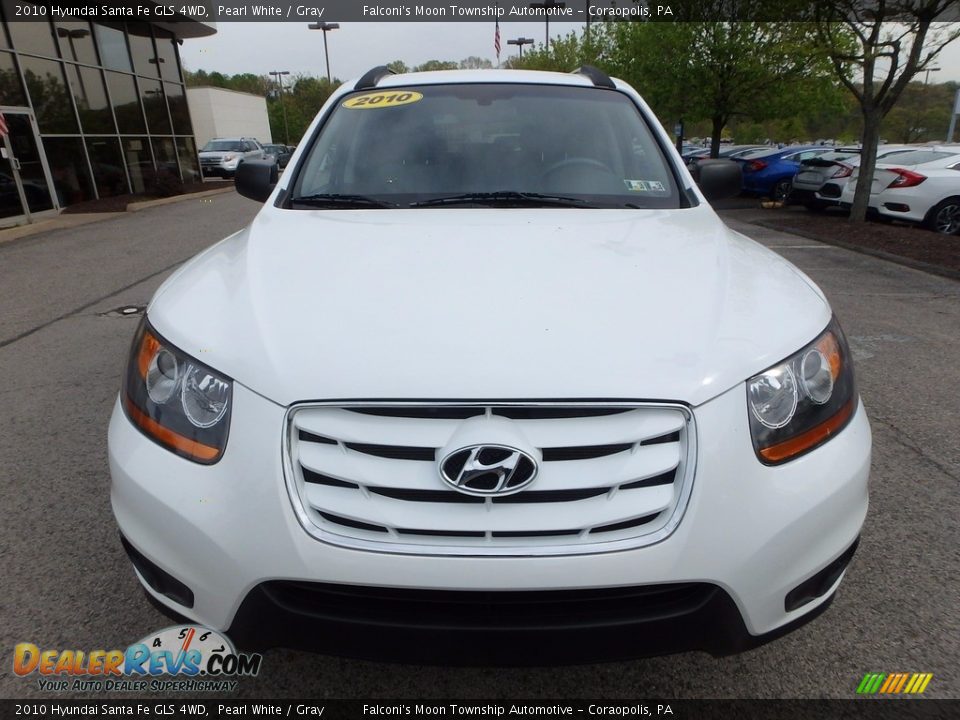 2010 Hyundai Santa Fe GLS 4WD Pearl White / Gray Photo #9