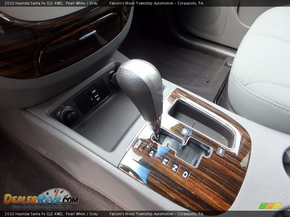 2010 Hyundai Santa Fe GLS 4WD Pearl White / Gray Photo #21